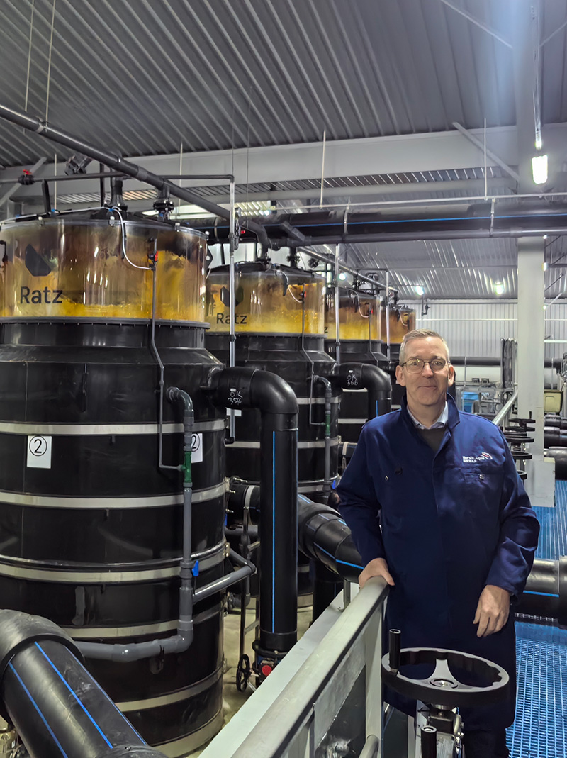 Mikael foran Ratz Skimmers