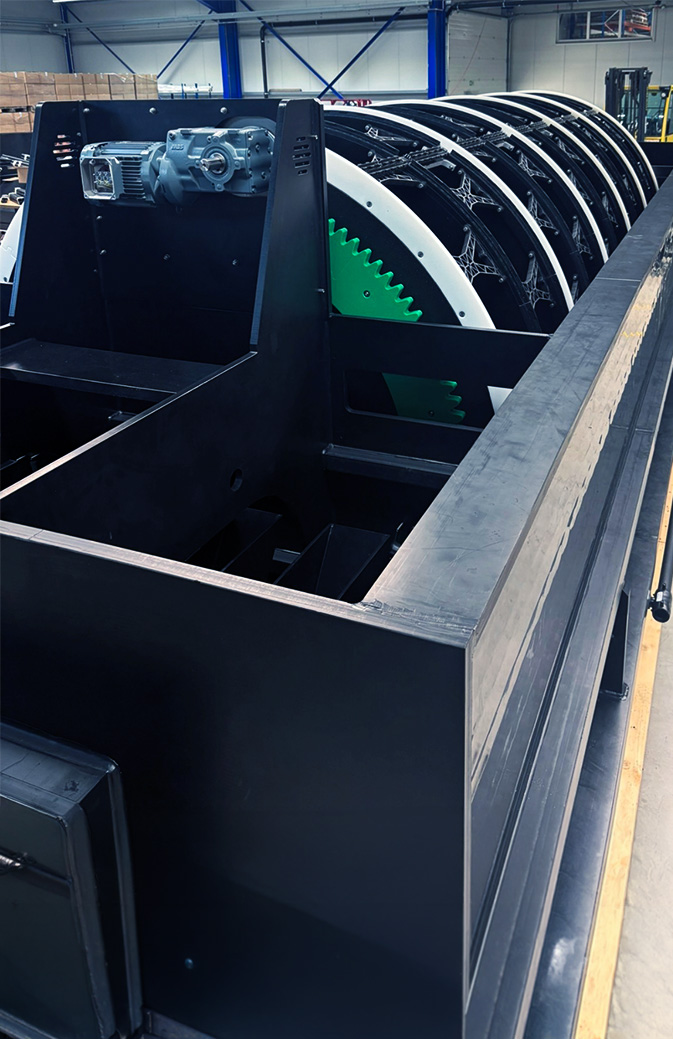 The HEX filter platform during assembly